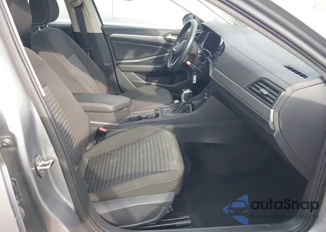 2024 Volkswagen Jetta 1.5T S z USA, uszkodzony, nr VIN 3VW5M7BU2RM031180